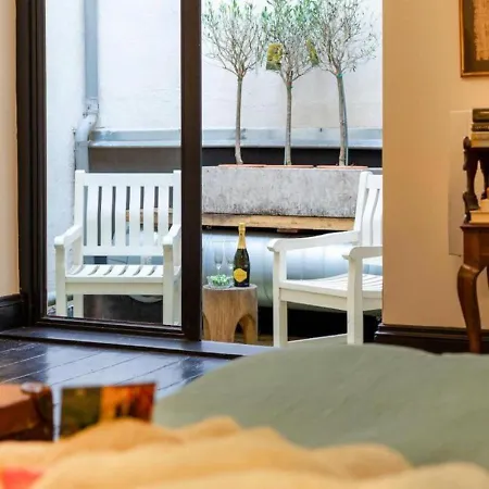 Cosy South Apartment *